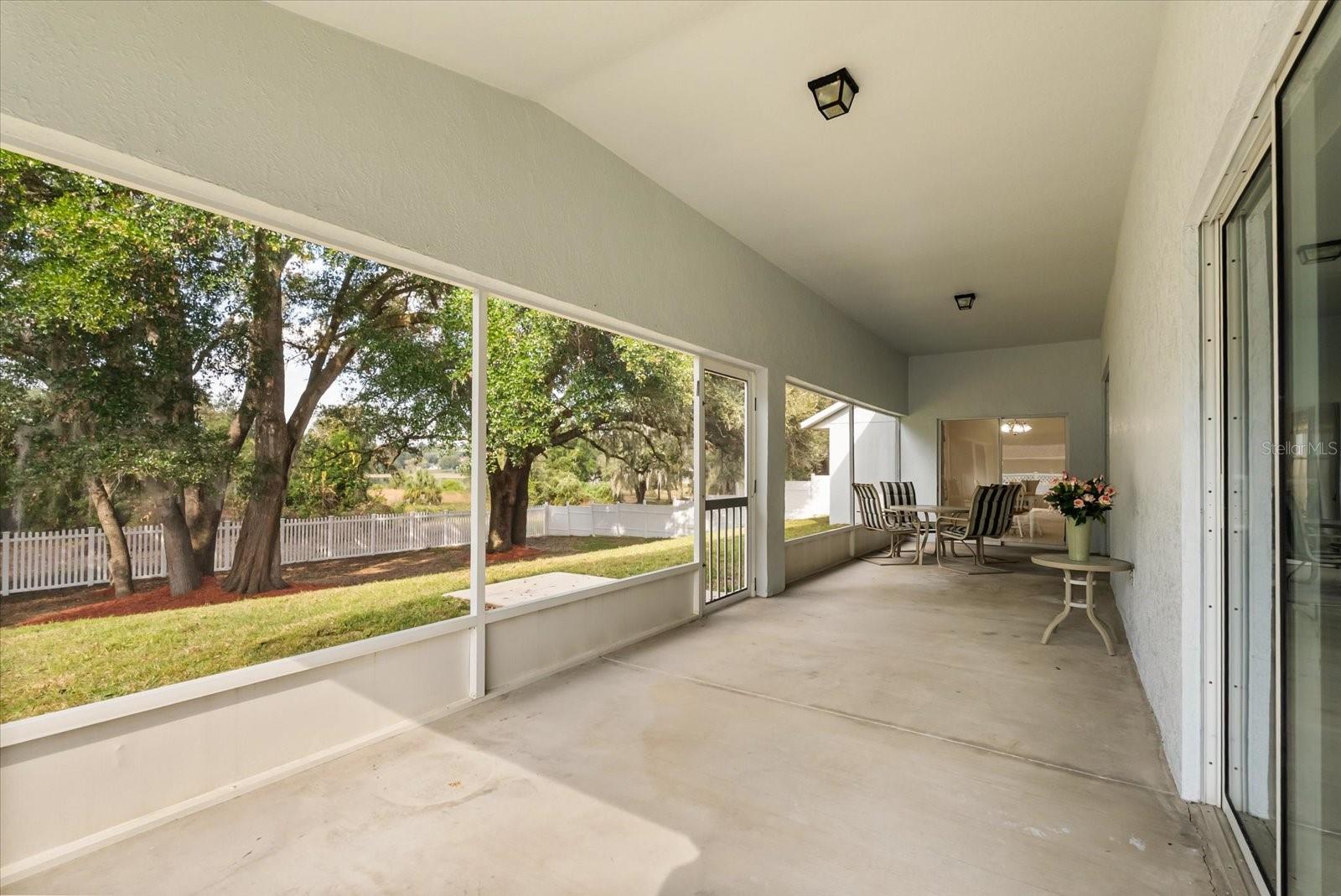 Image 35 of 43 For 1331 Briarhaven Lane