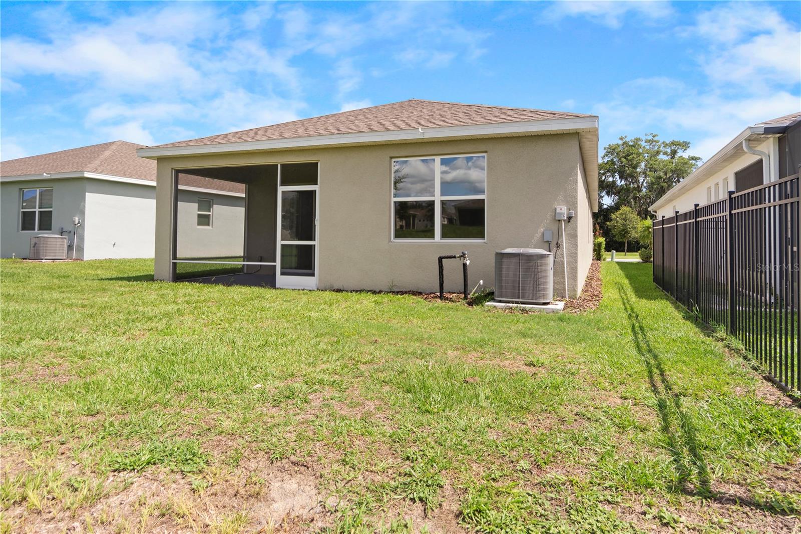 Image 33 of 49 For 8128 Penrose Place