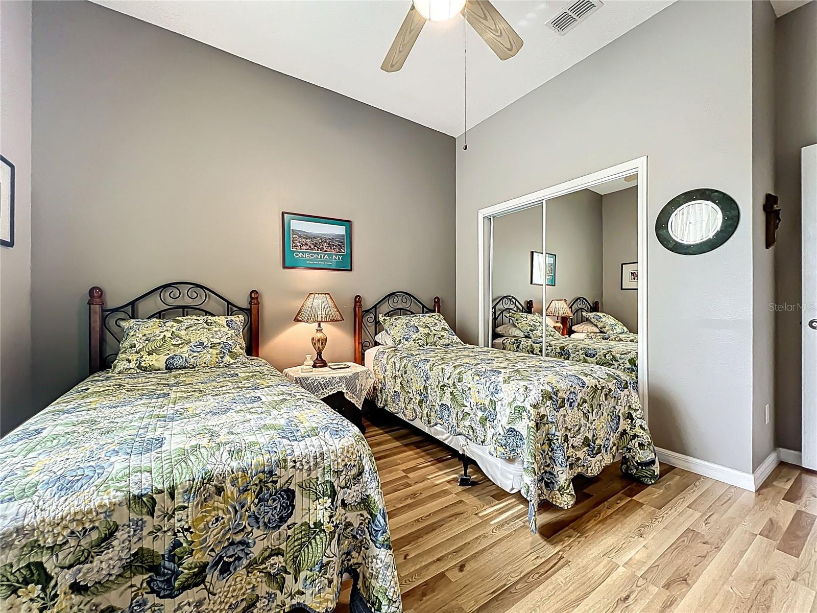 Image 15 of 31 For 24112 Robinwood Street