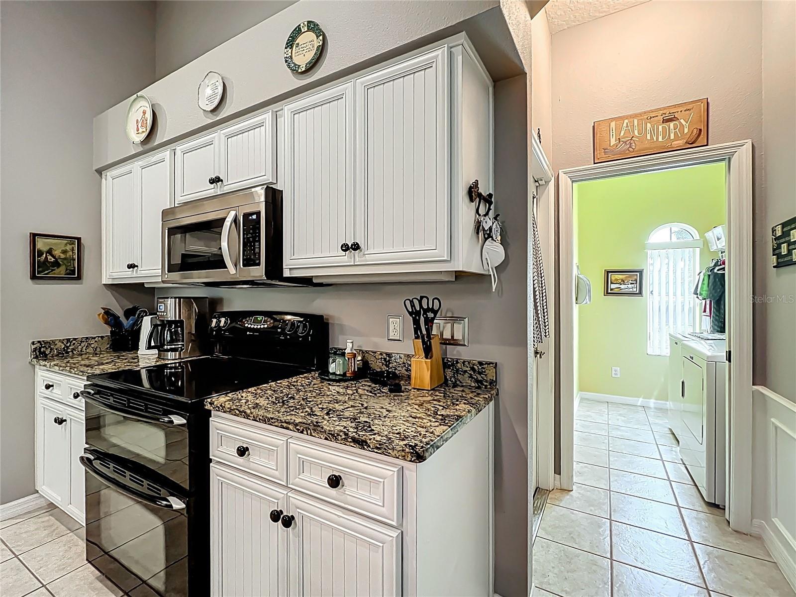 Image 6 of 31 For 24112 Robinwood Street