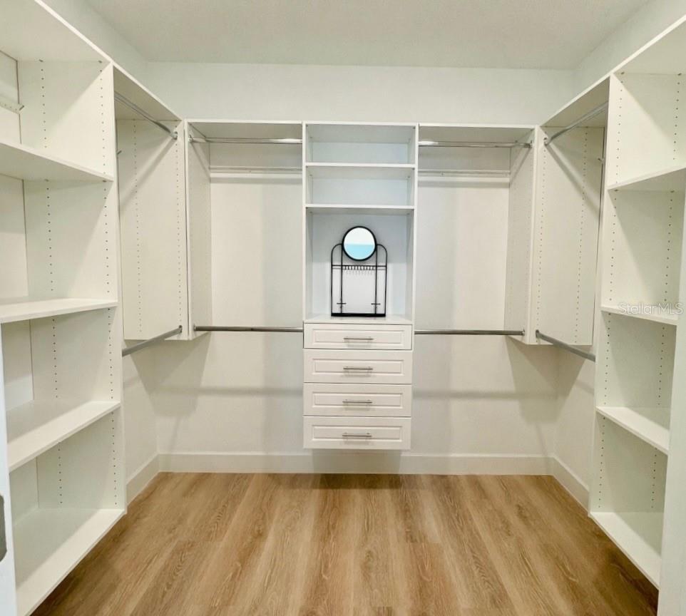 Image 18 of 28 For 1126 Calico Pointe Circle