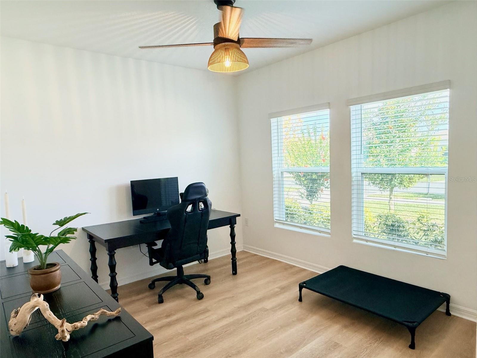 Image 4 of 28 For 1126 Calico Pointe Circle