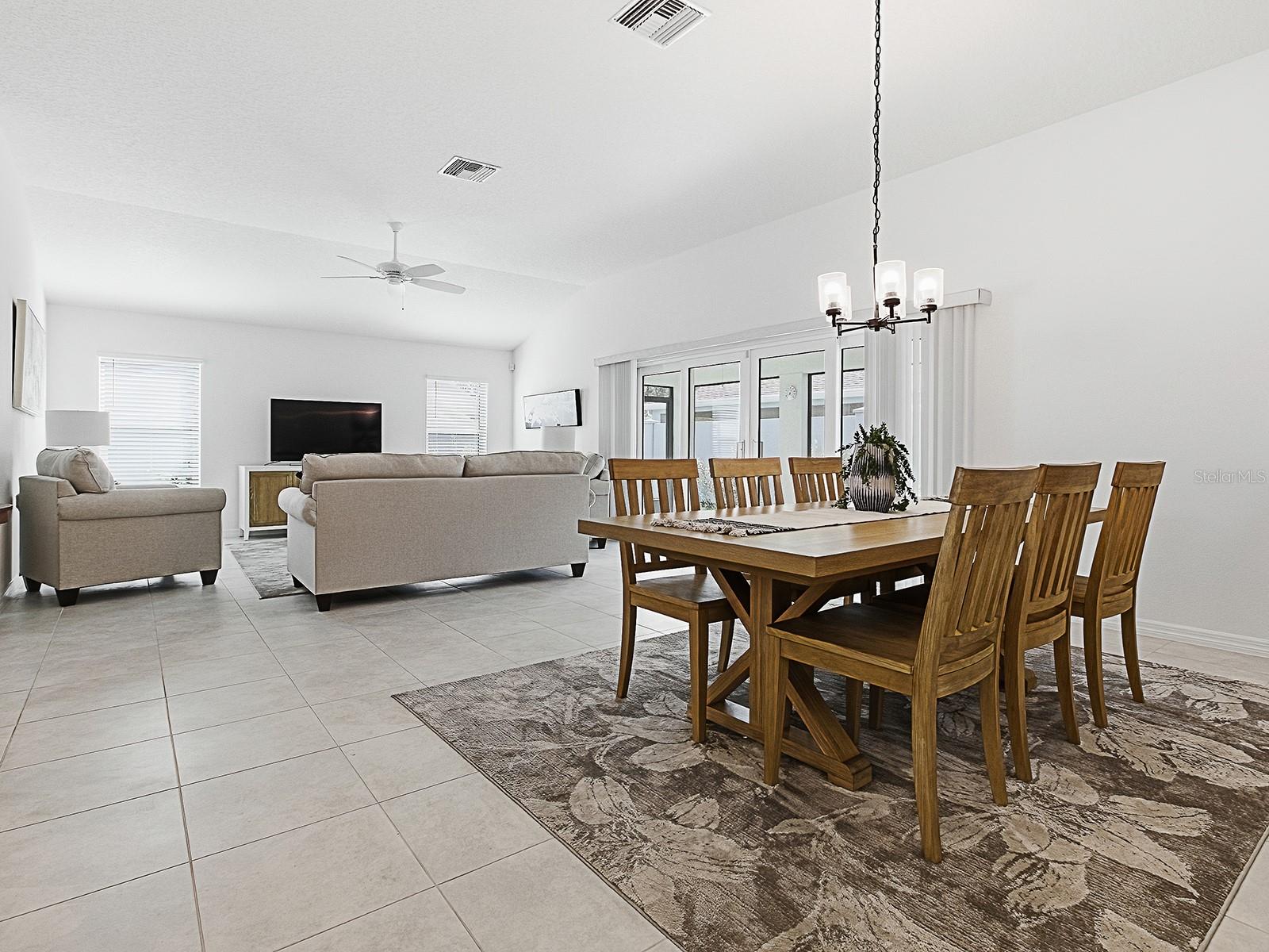 Image 15 of 71 For 7532 Far Hills Loop