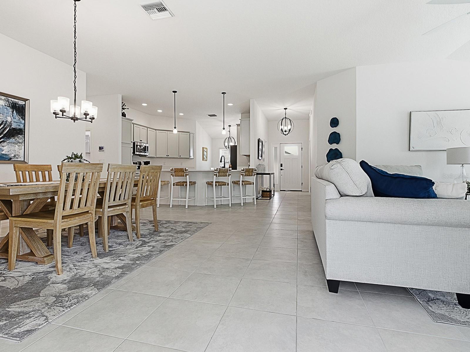 Image 16 of 71 For 7532 Far Hills Loop