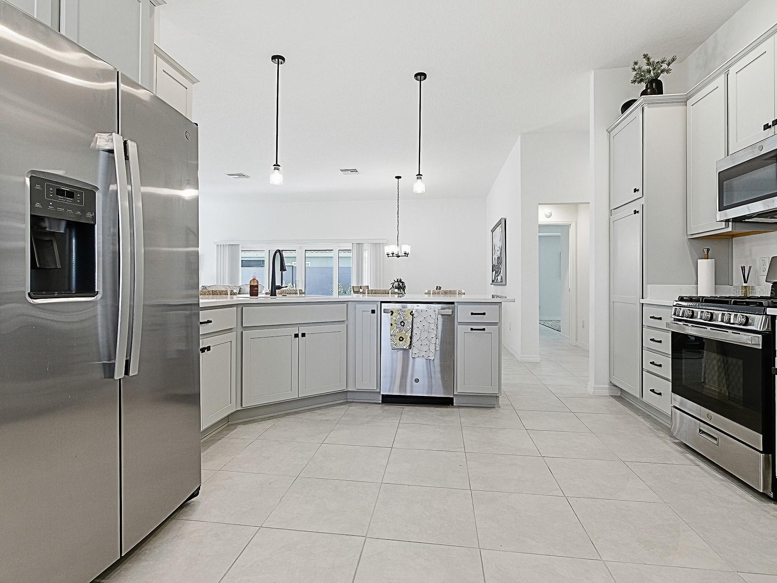 Image 20 of 71 For 7532 Far Hills Loop