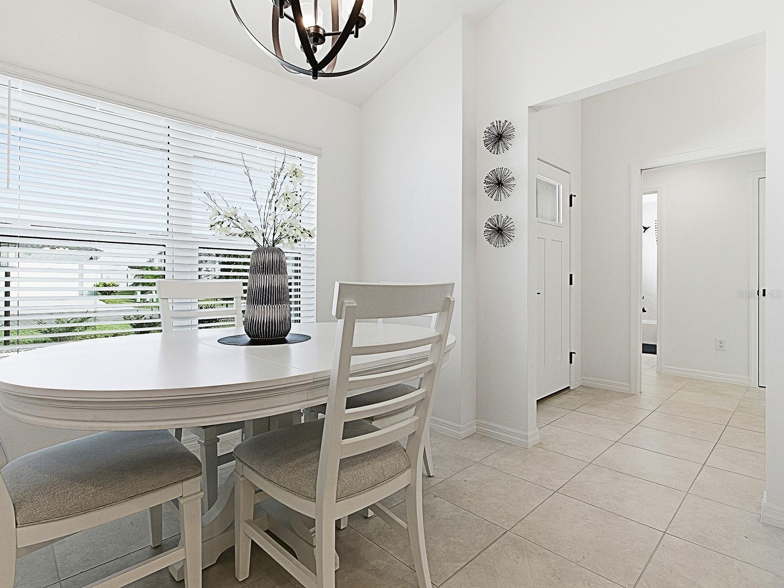 Image 21 of 71 For 7532 Far Hills Loop