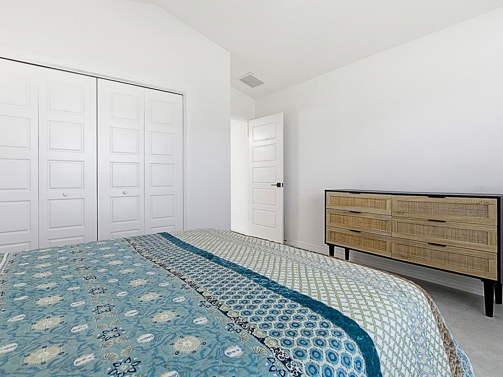 Image 24 of 71 For 7532 Far Hills Loop