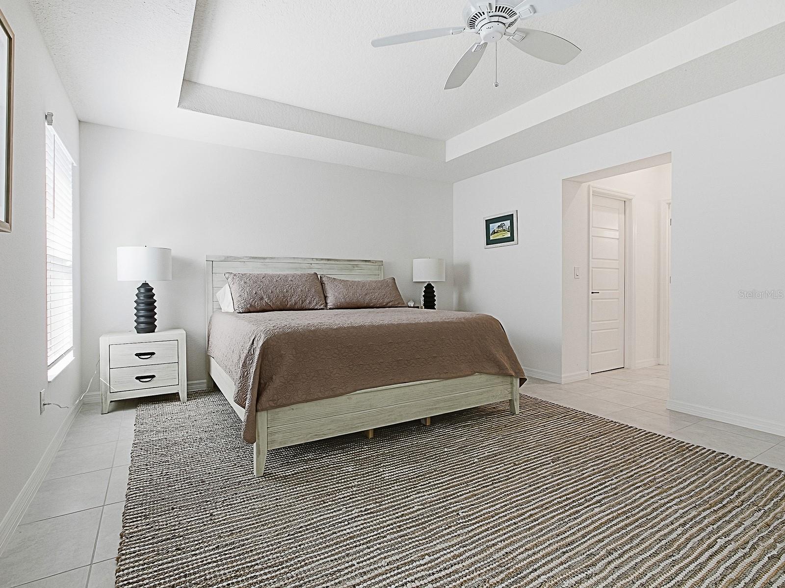 Image 32 of 71 For 7532 Far Hills Loop