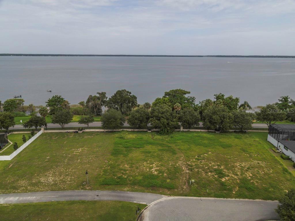 Image 4 of 28 For 3231 Landing View