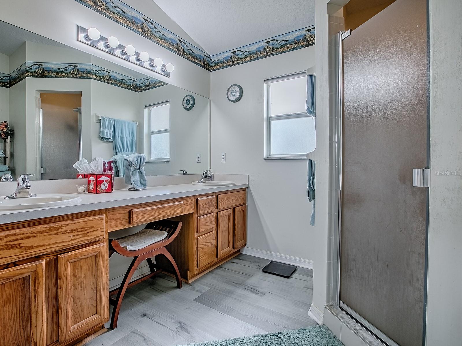 Image 23 of 48 For 4552 Peach Tree Street