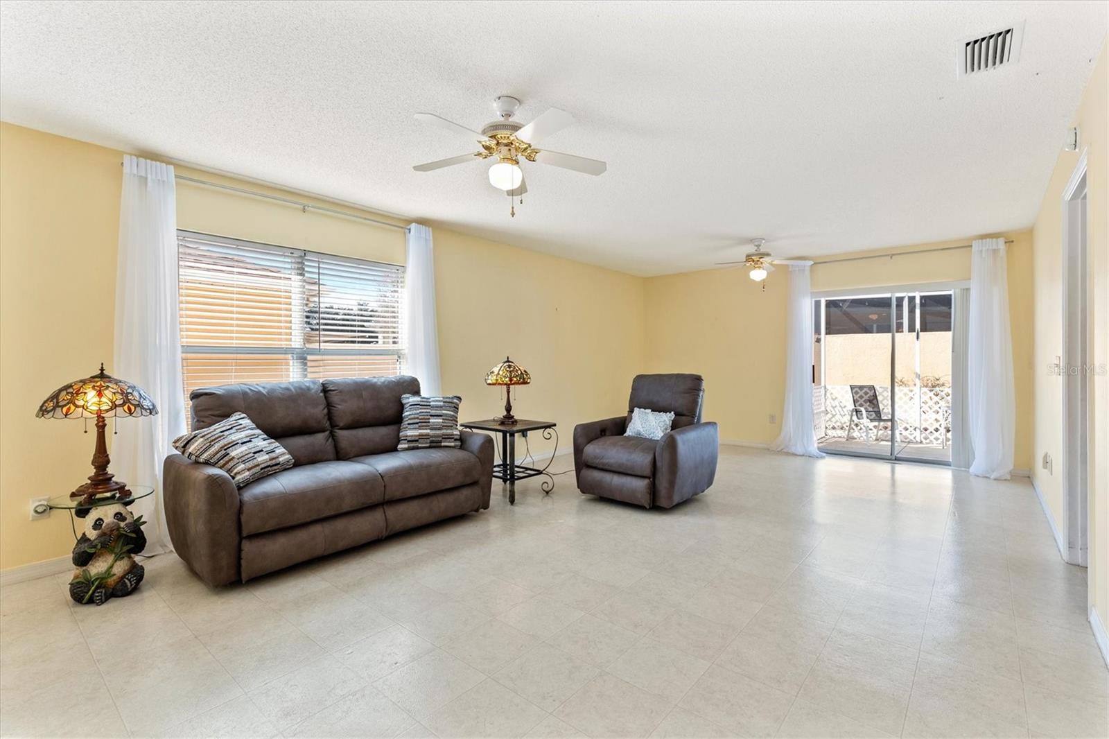 Image 7 of 19 For 876 Radclife Berea Place