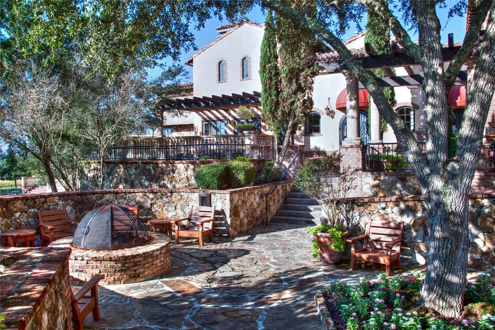 Image 10 of 13 For 16118 Pendio Drive