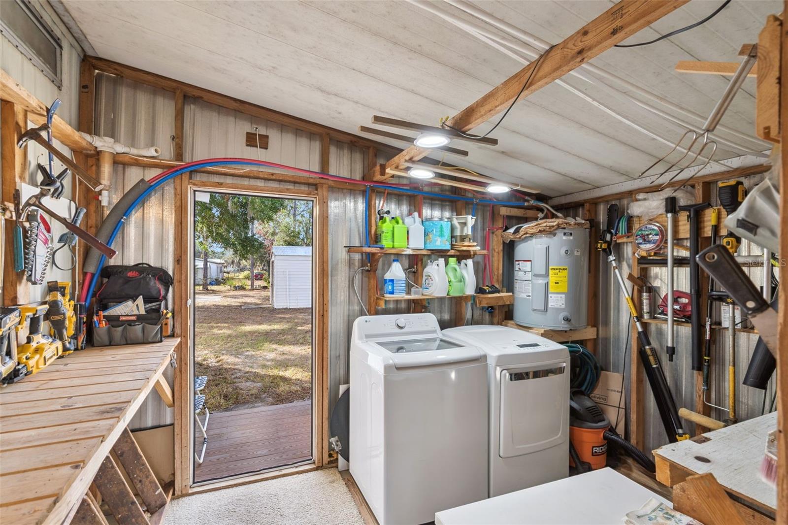 Image 19 of 38 For 10921 Luana Drive