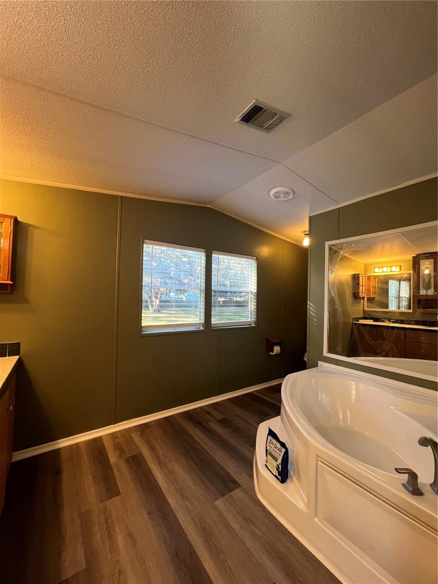 Image 19 of 26 For 4111 Ryals Road