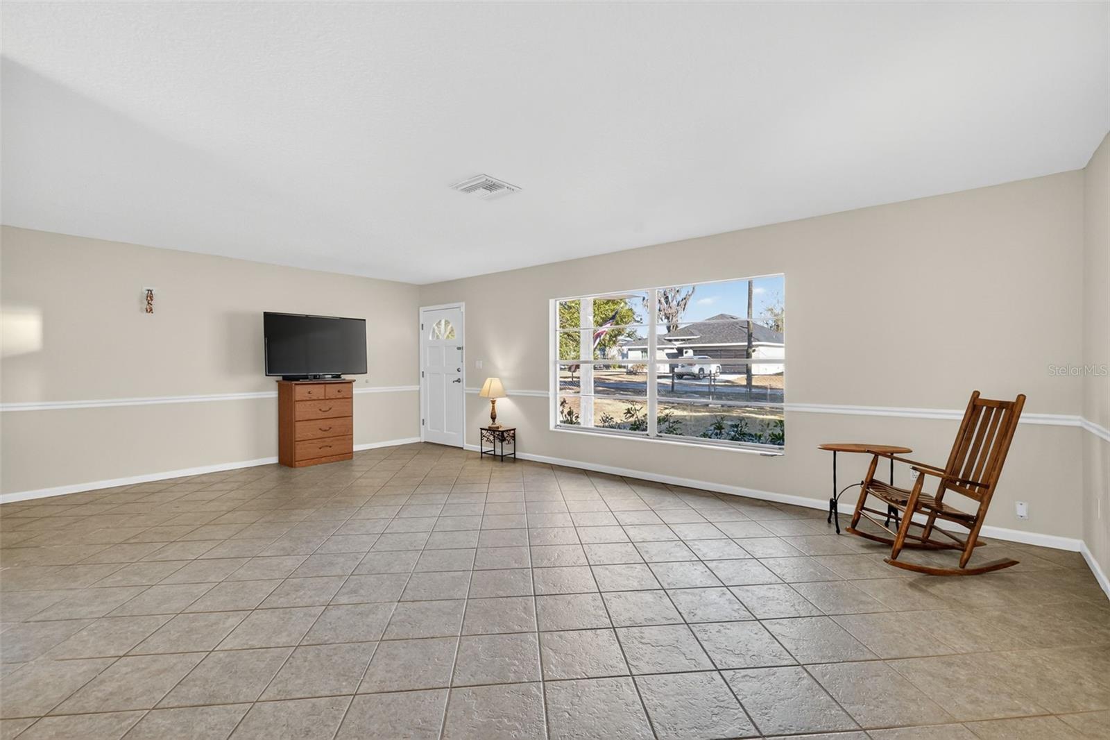 Image 12 of 34 For 40 Kentucky Avenue