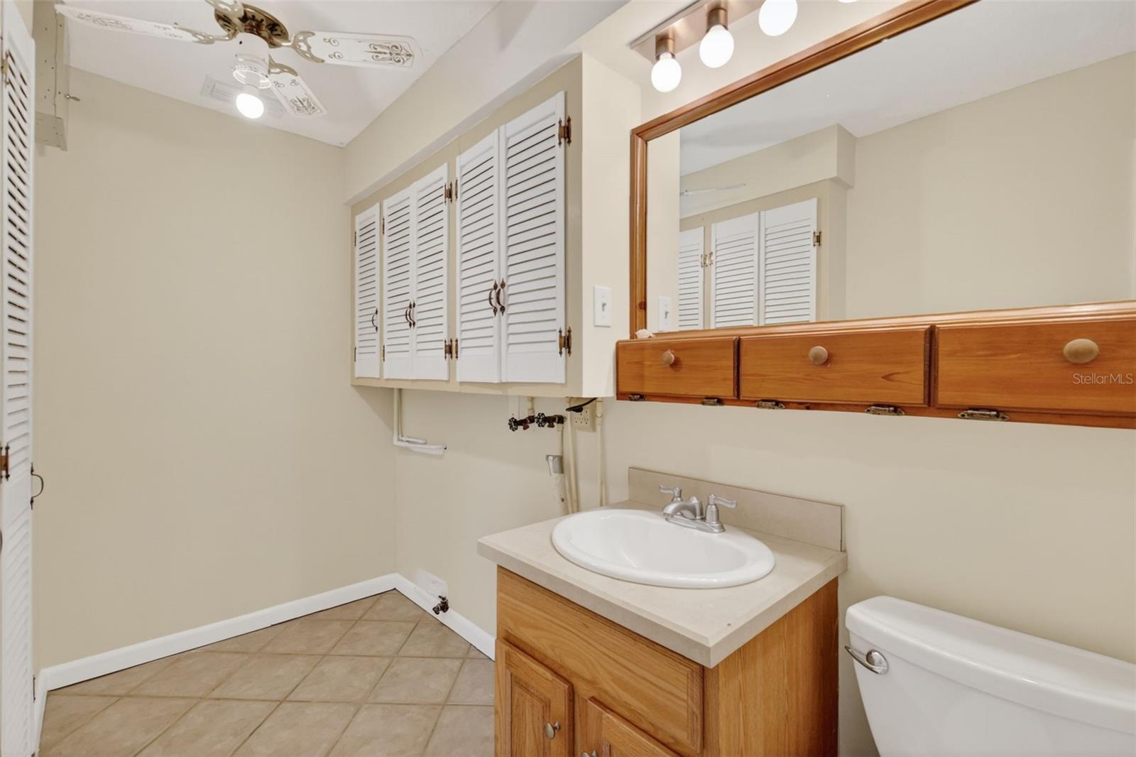 Image 20 of 34 For 40 Kentucky Avenue