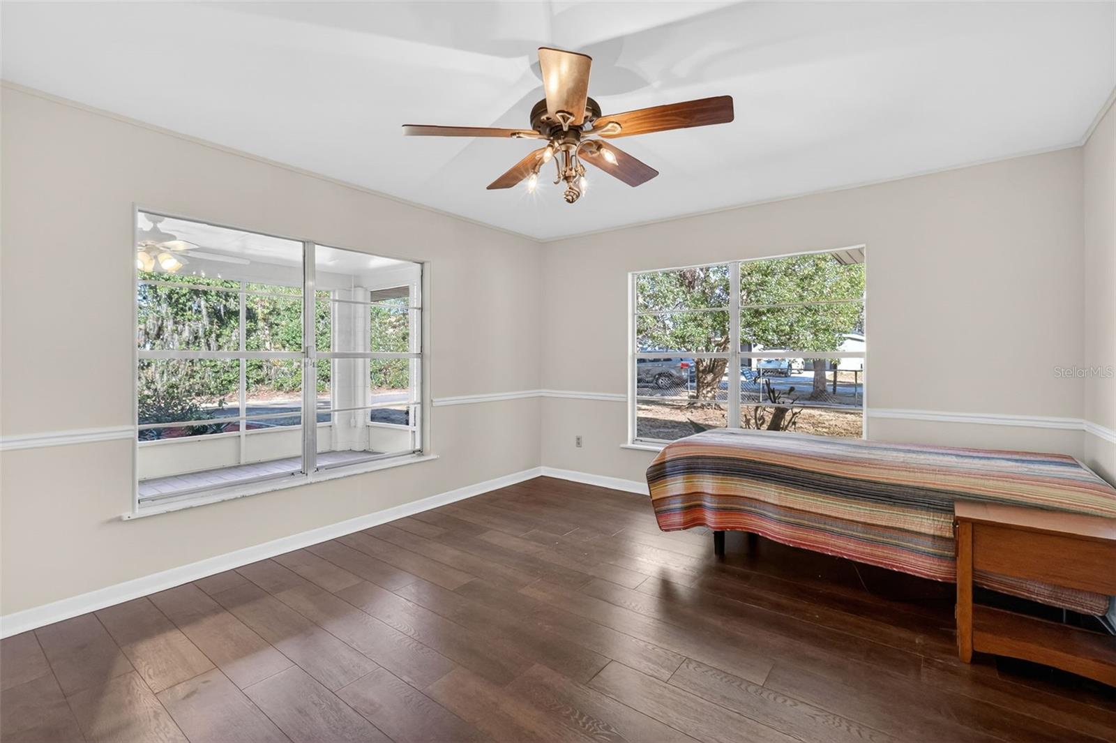 Image 21 of 34 For 40 Kentucky Avenue