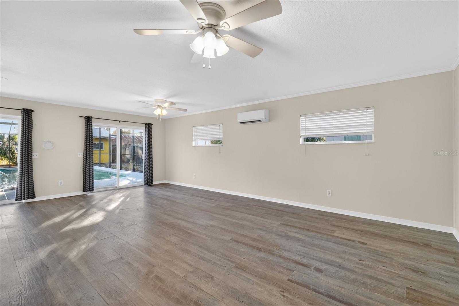 Image 24 of 34 For 40 Kentucky Avenue