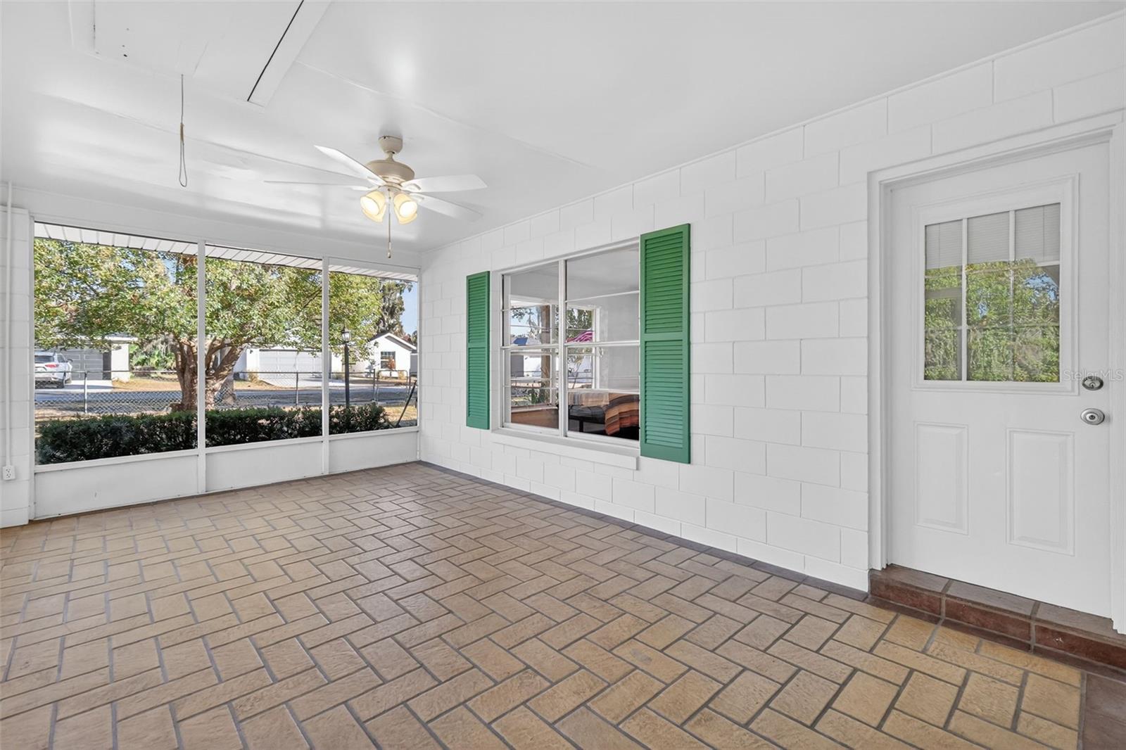 Image 9 of 34 For 40 Kentucky Avenue