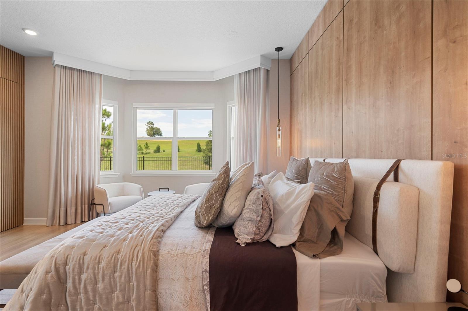 Image 21 of 63 For 16110 Volterra Point