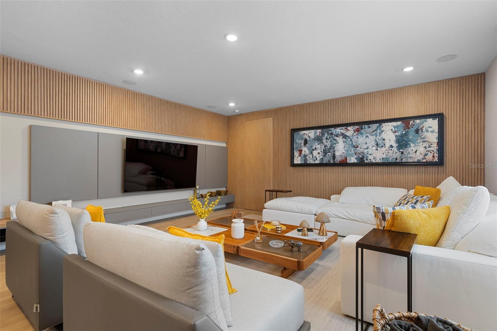 Image 26 of 63 For 16110 Volterra Point