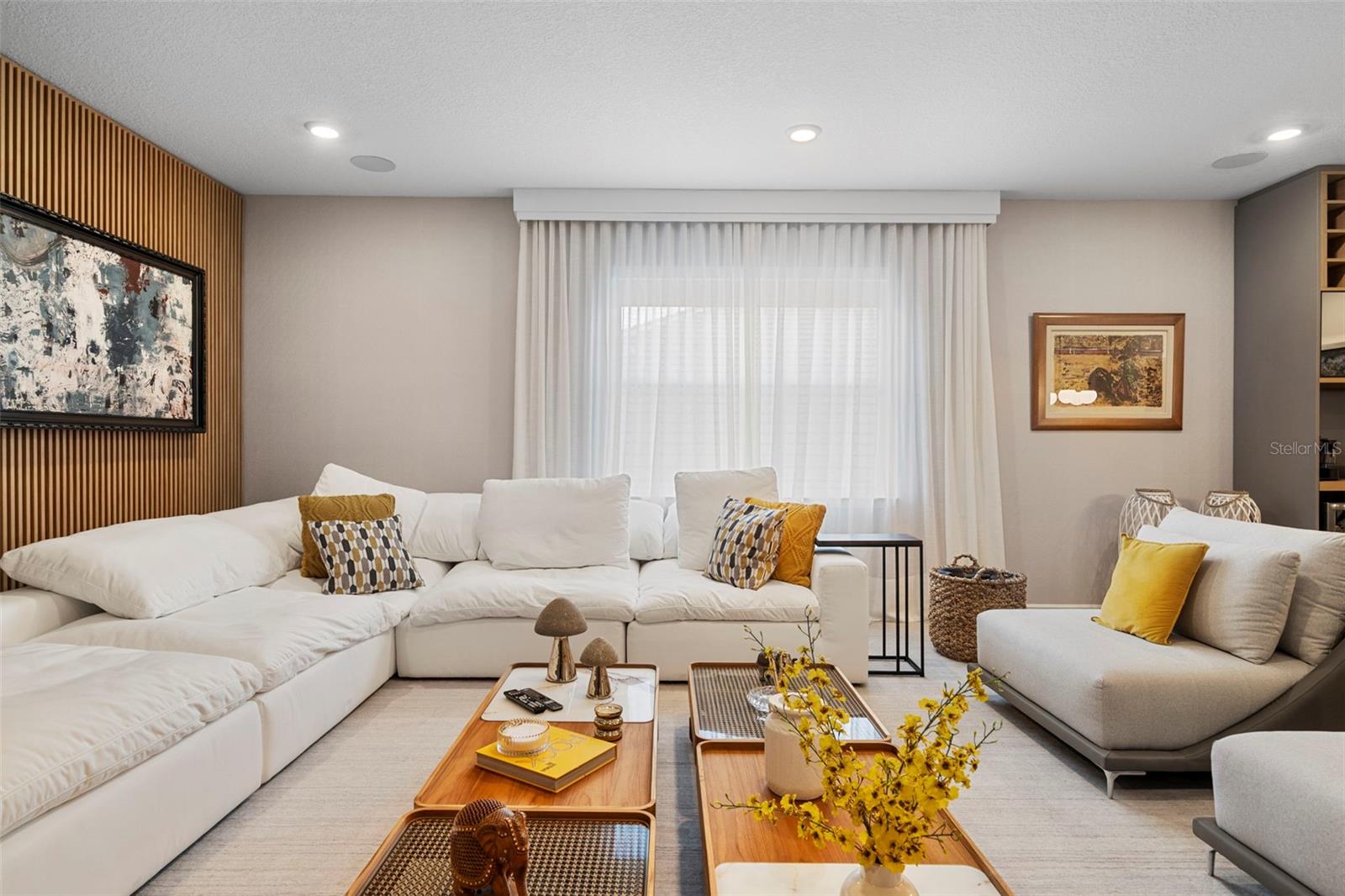 Image 28 of 63 For 16110 Volterra Point