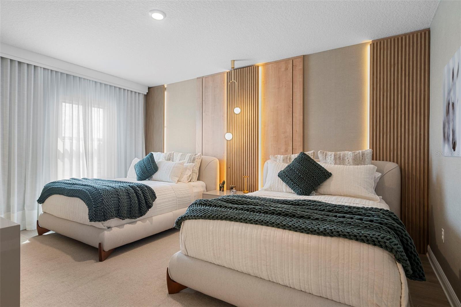 Image 35 of 63 For 16110 Volterra Point