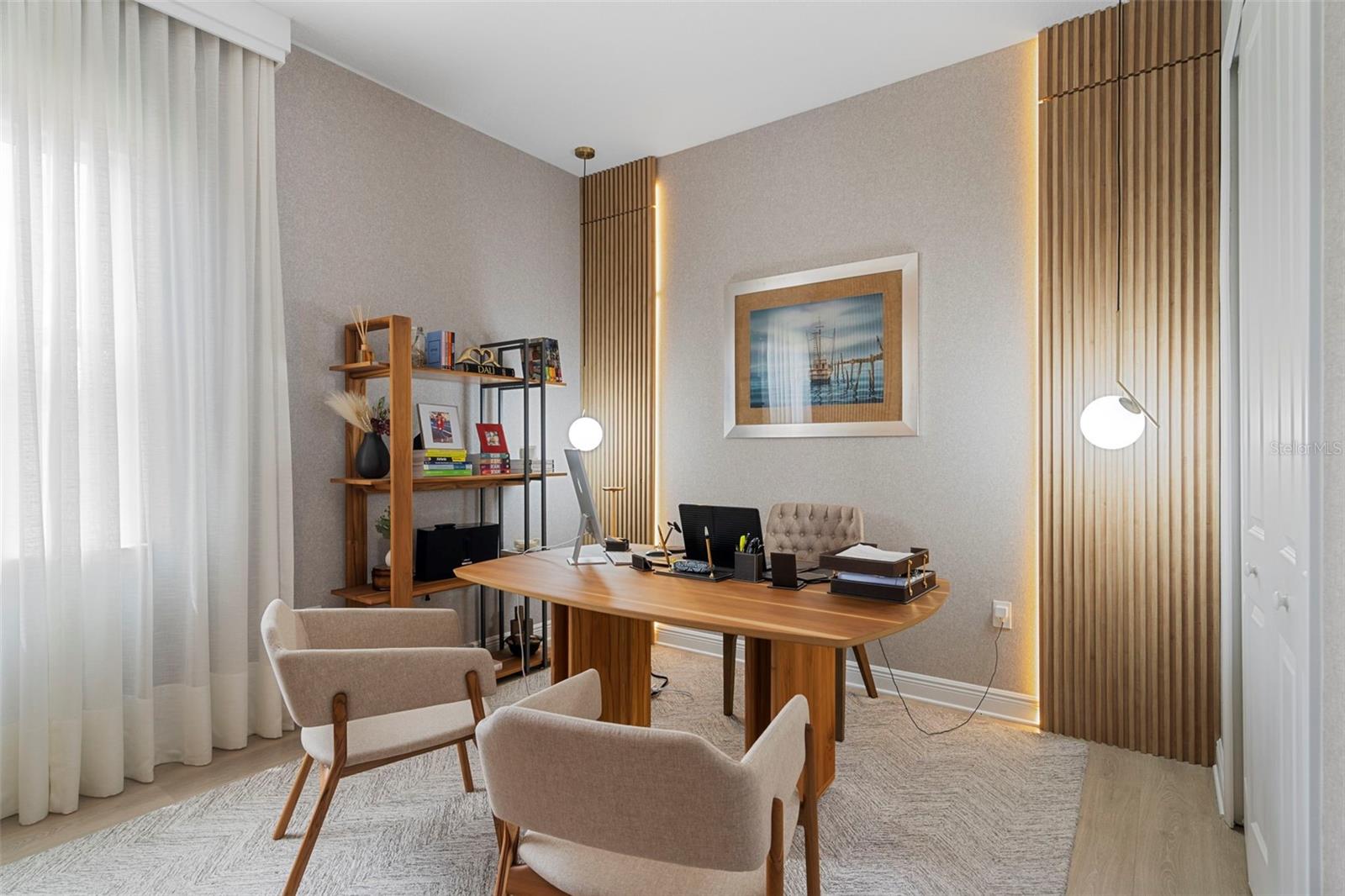 Image 4 of 63 For 16110 Volterra Point