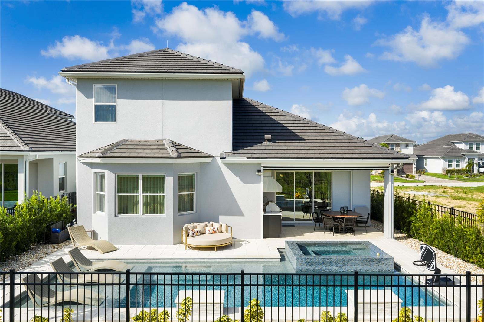 Image 48 of 63 For 16110 Volterra Point