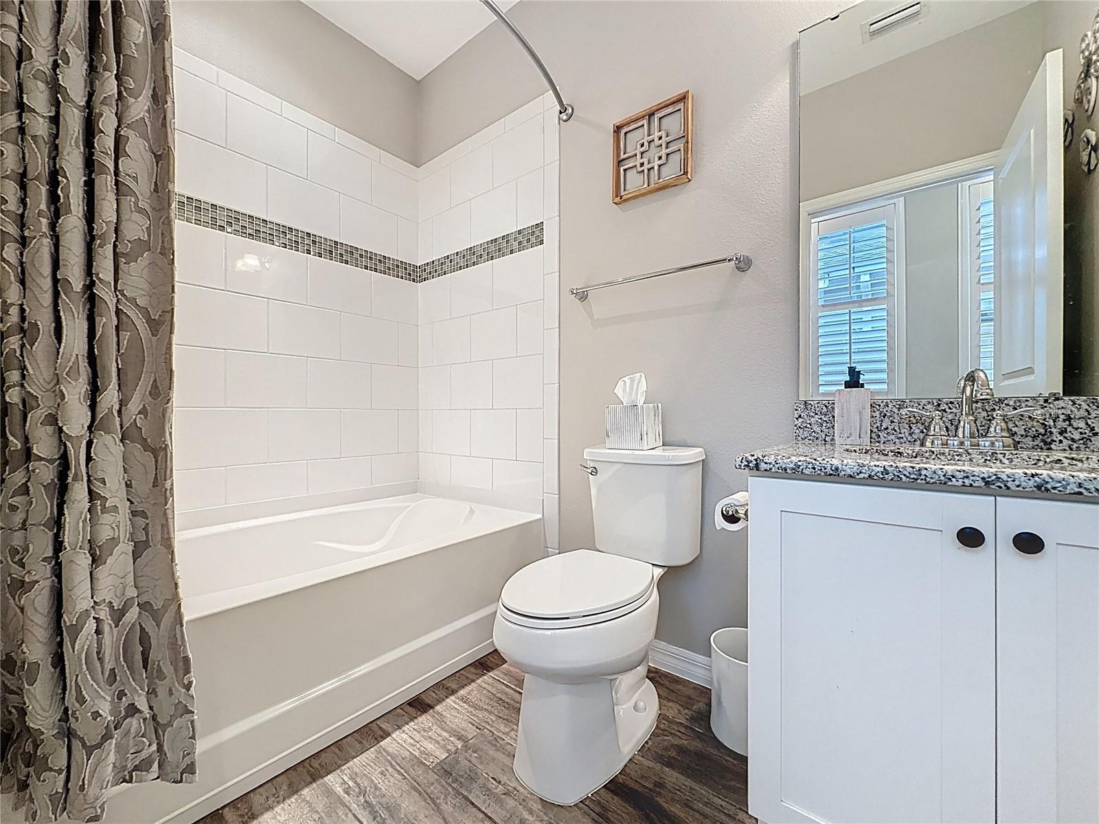 Image 20 of 39 For 321 Alcove Drive