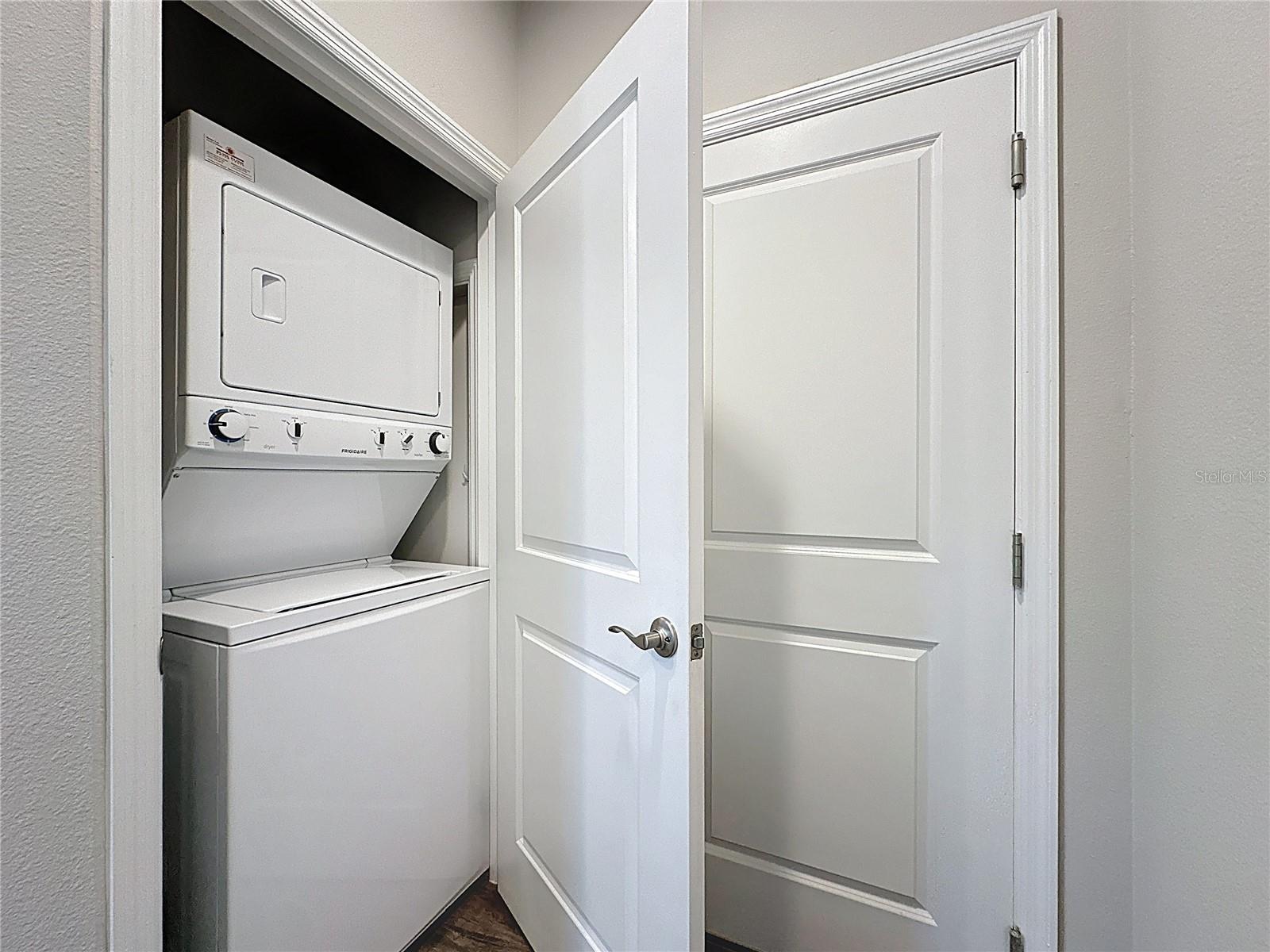 Image 22 of 39 For 321 Alcove Drive