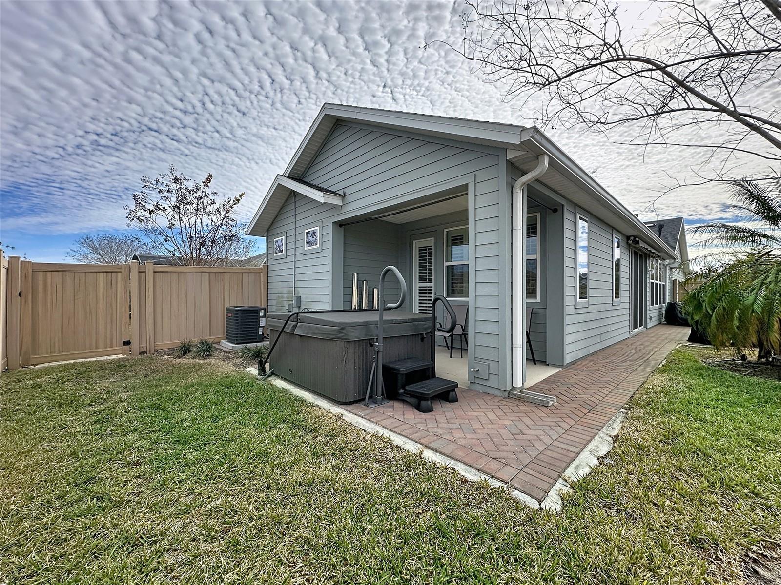 Image 25 of 39 For 321 Alcove Drive