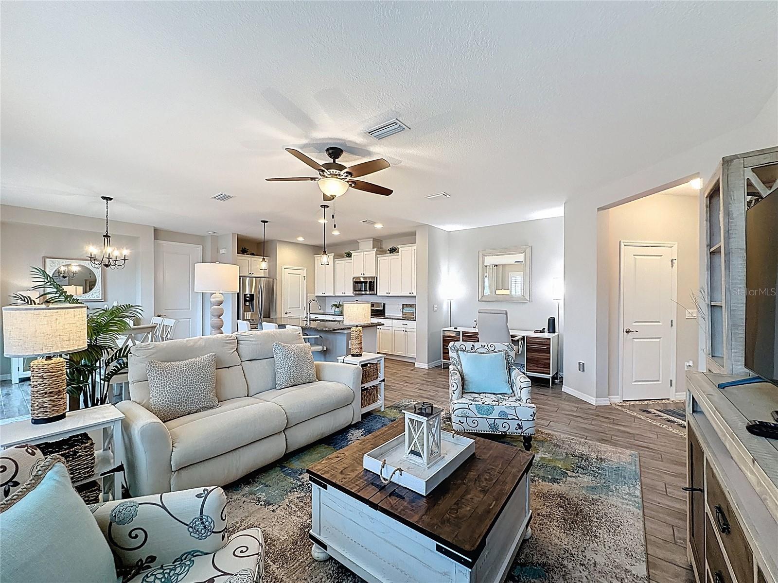 Image 9 of 39 For 321 Alcove Drive