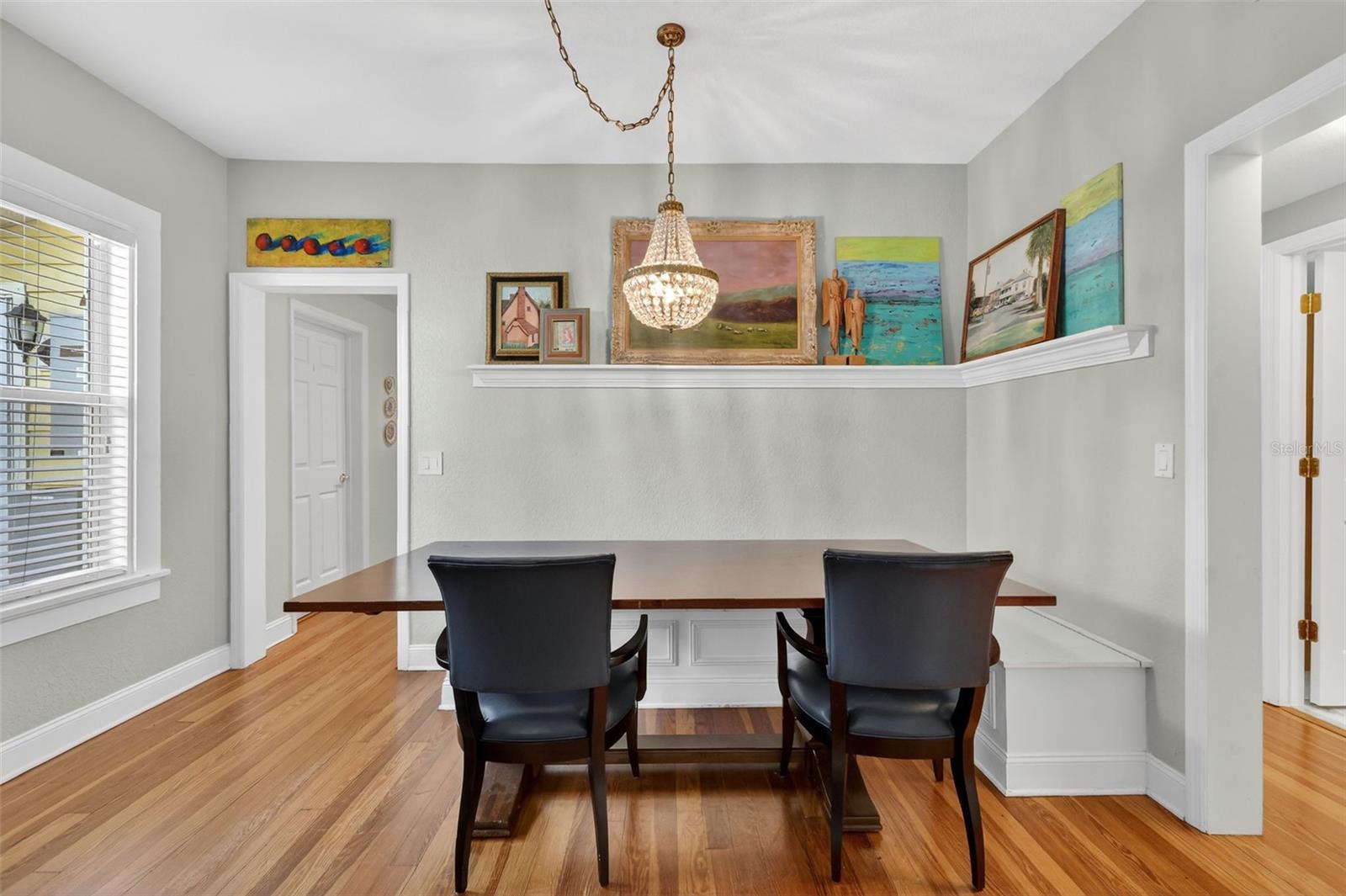 Image 16 of 42 For 428 Hillcrest Court