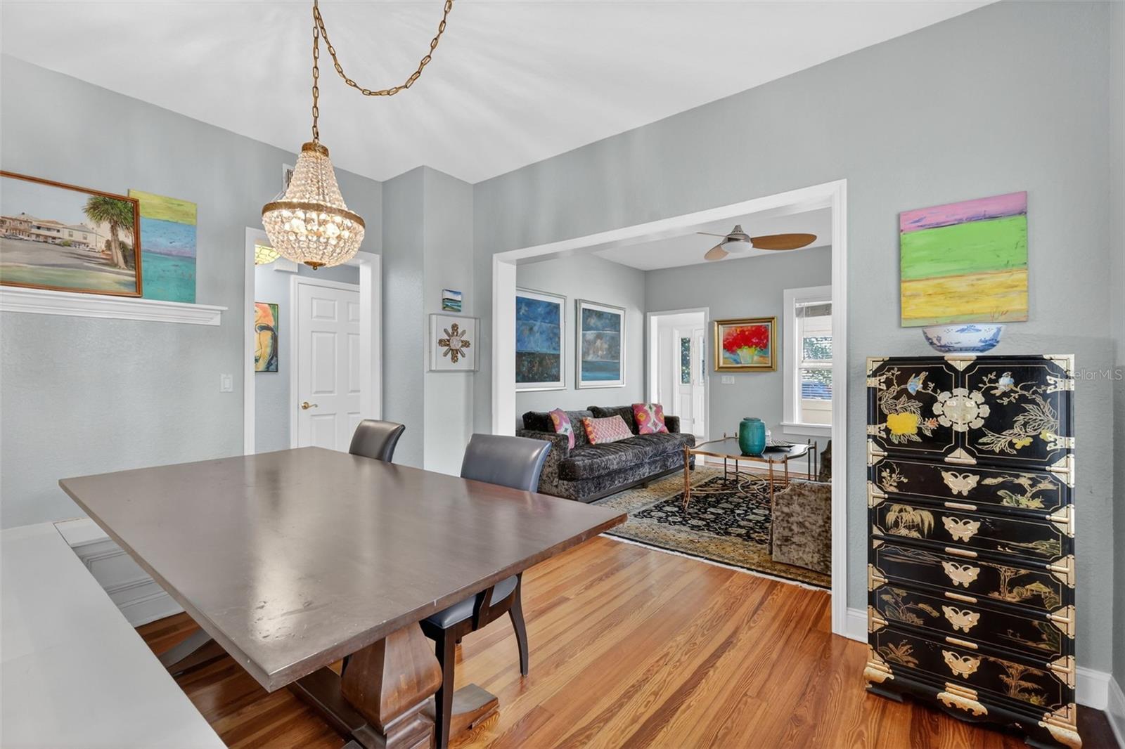 Image 17 of 42 For 428 Hillcrest Court