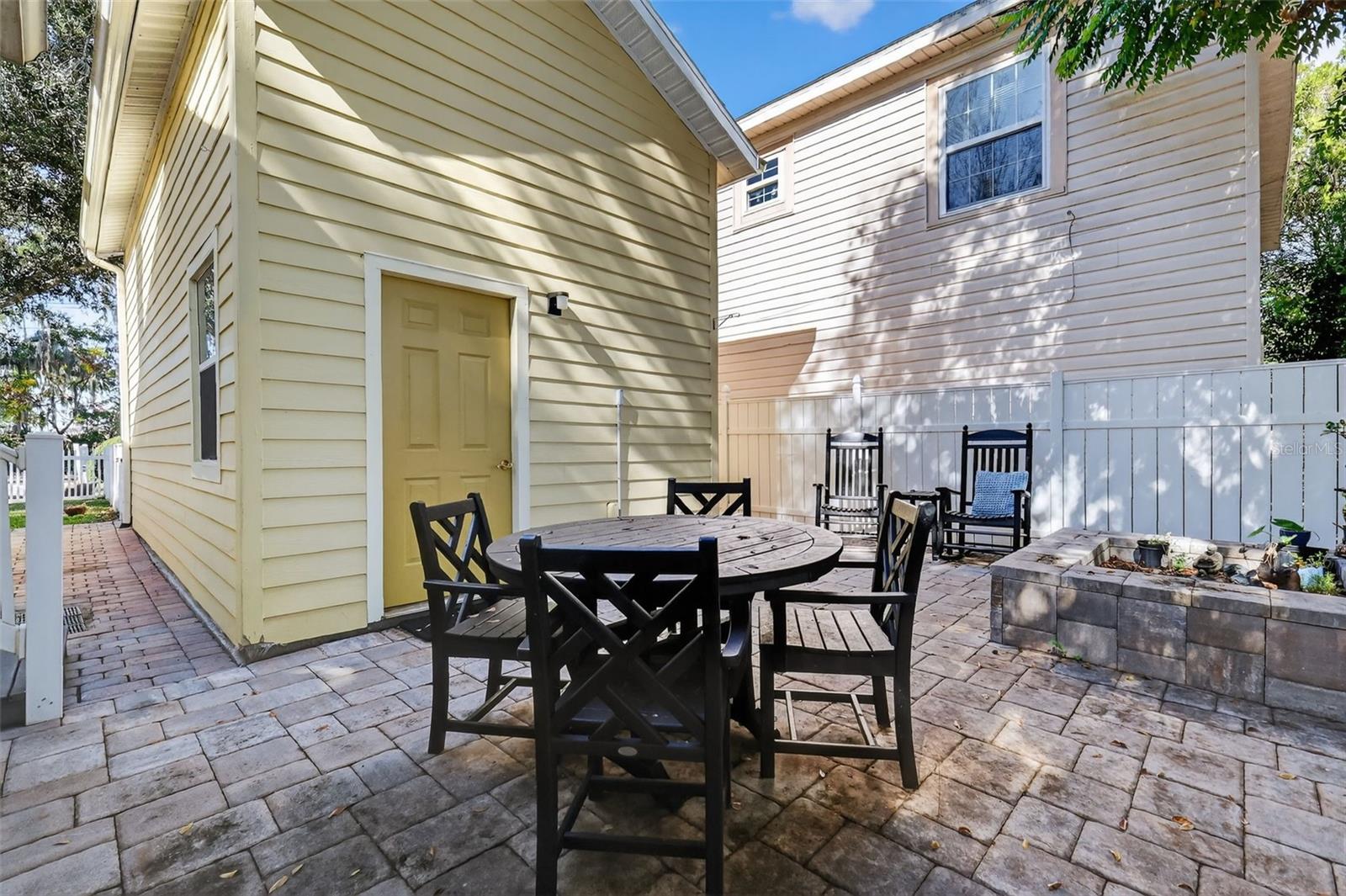 Image 34 of 42 For 428 Hillcrest Court