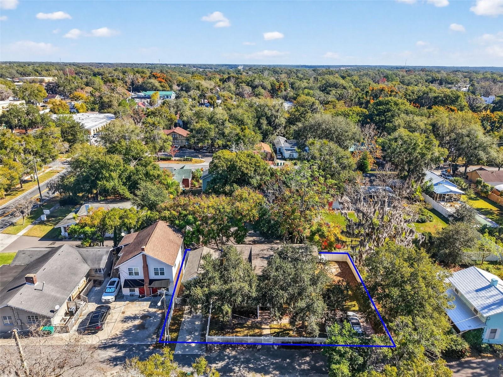 Image 4 of 42 For 428 Hillcrest Court