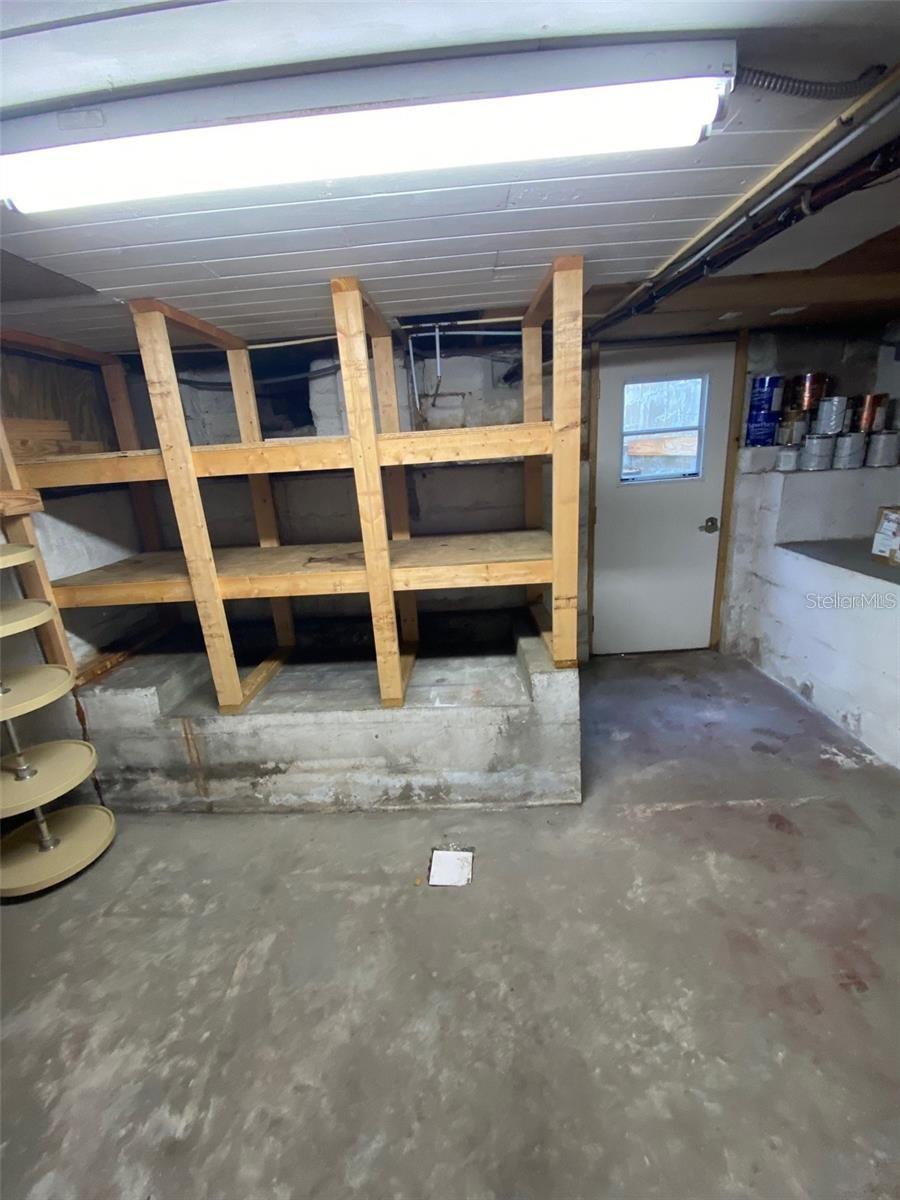 Image 42 of 42 For 428 Hillcrest Court