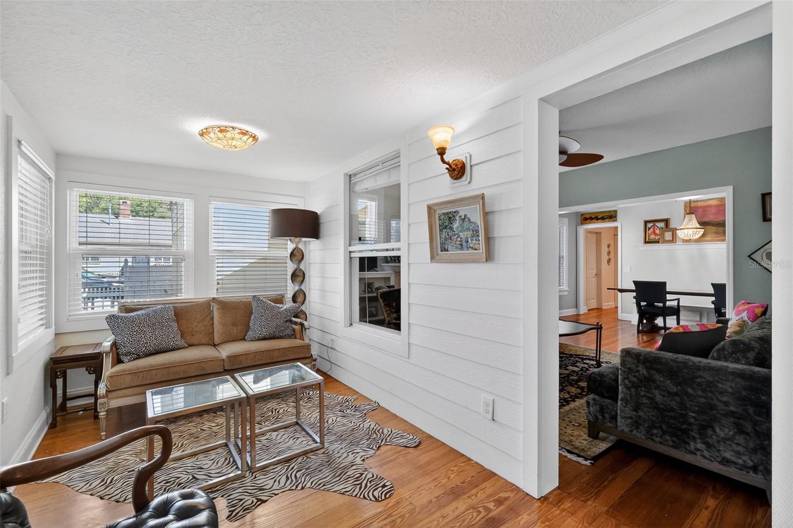 Image 6 of 42 For 428 Hillcrest Court