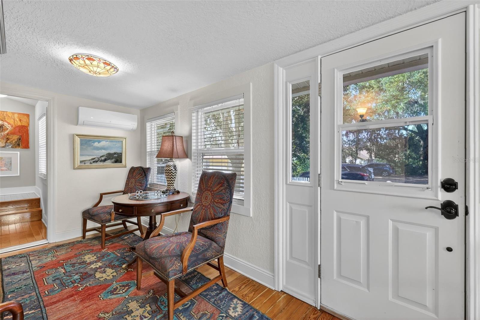 Image 7 of 42 For 428 Hillcrest Court