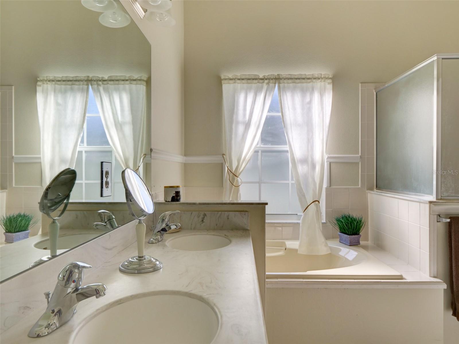 Image 16 of 29 For 4512 Peach Tree Street