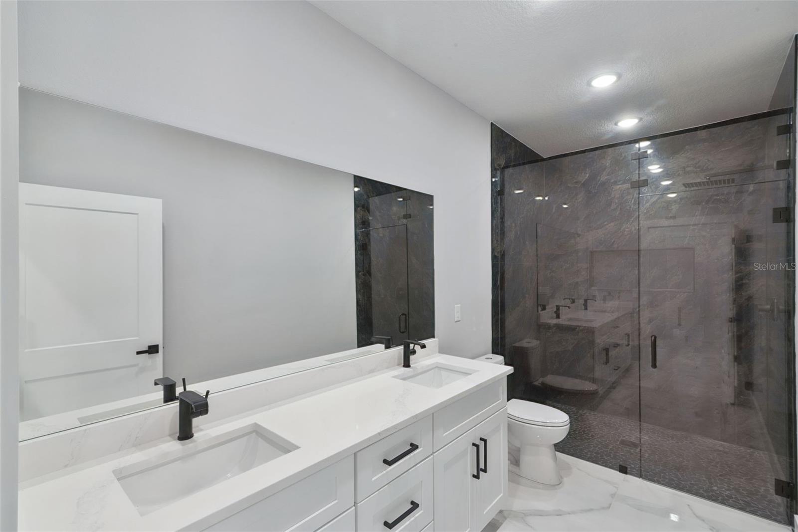 Image 30 of 35 For 30807 Quince Avenue