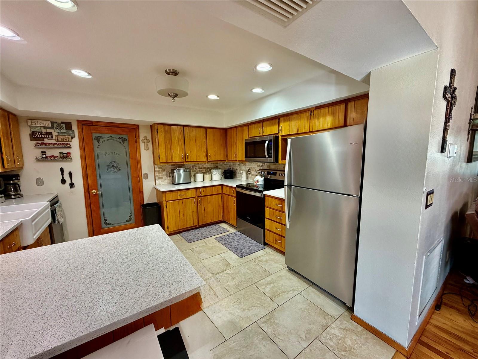 Image 10 of 60 For 41041 Whilden Lane