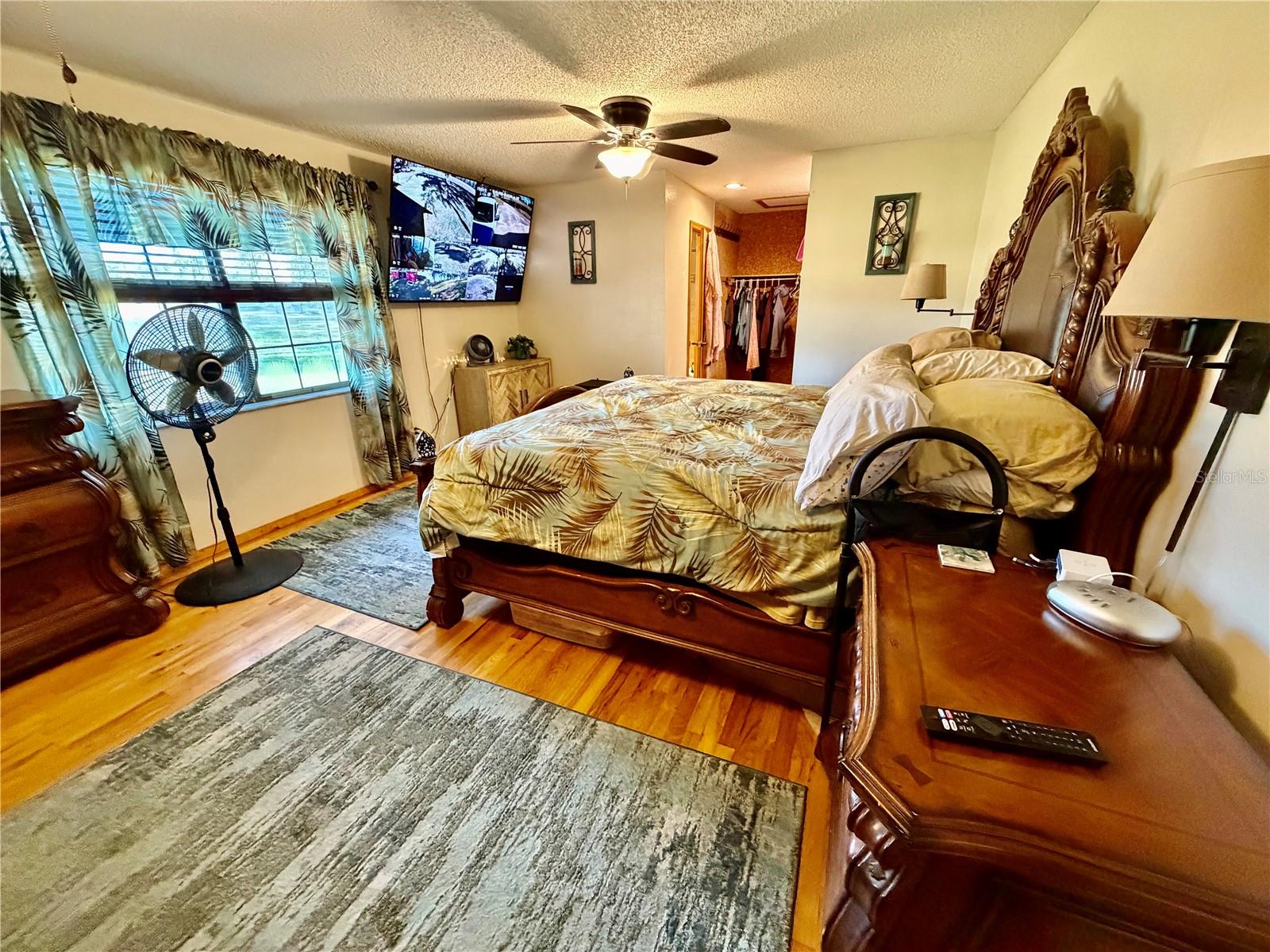 Image 19 of 60 For 41041 Whilden Lane