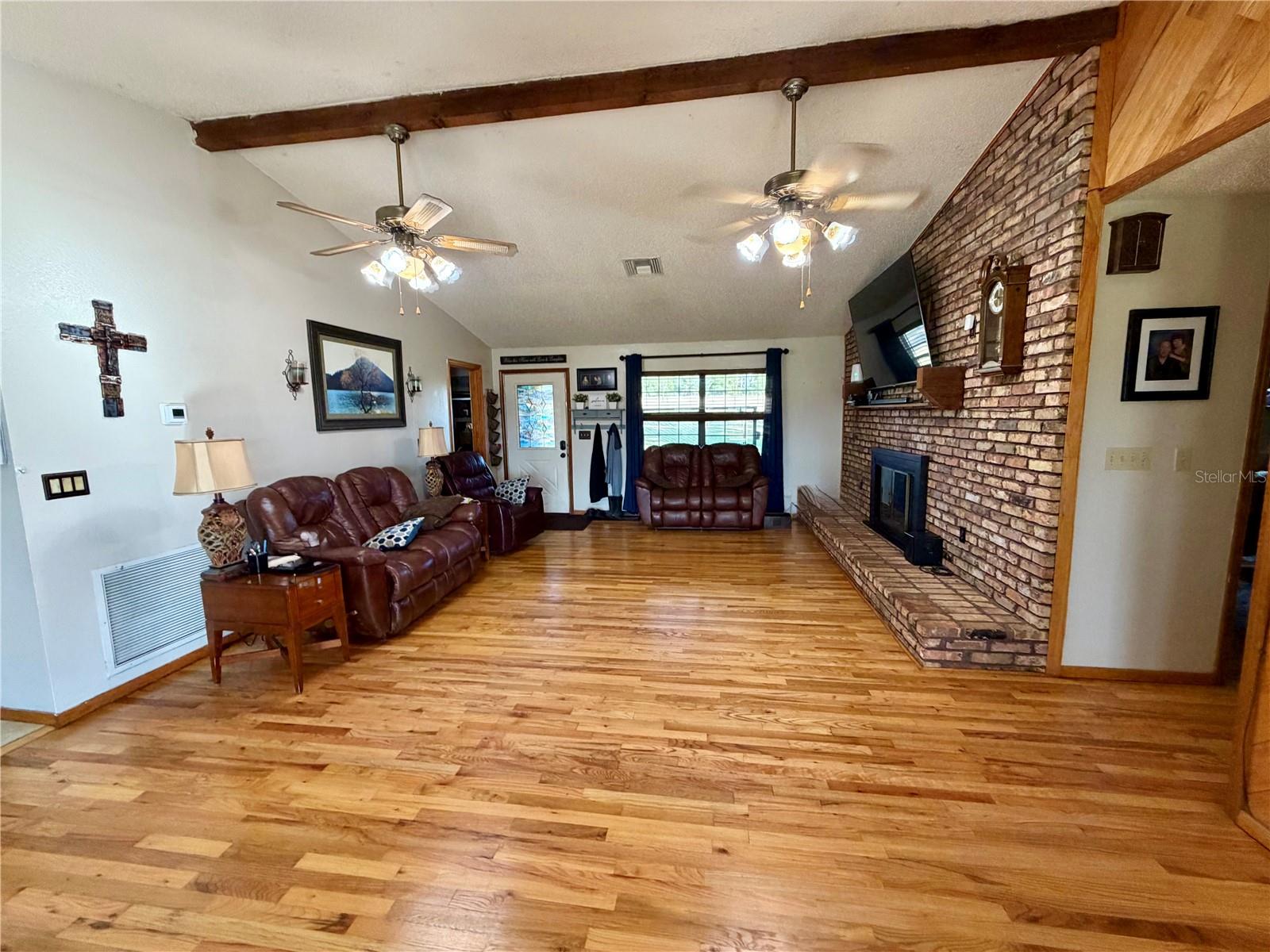 Image 9 of 60 For 41041 Whilden Lane