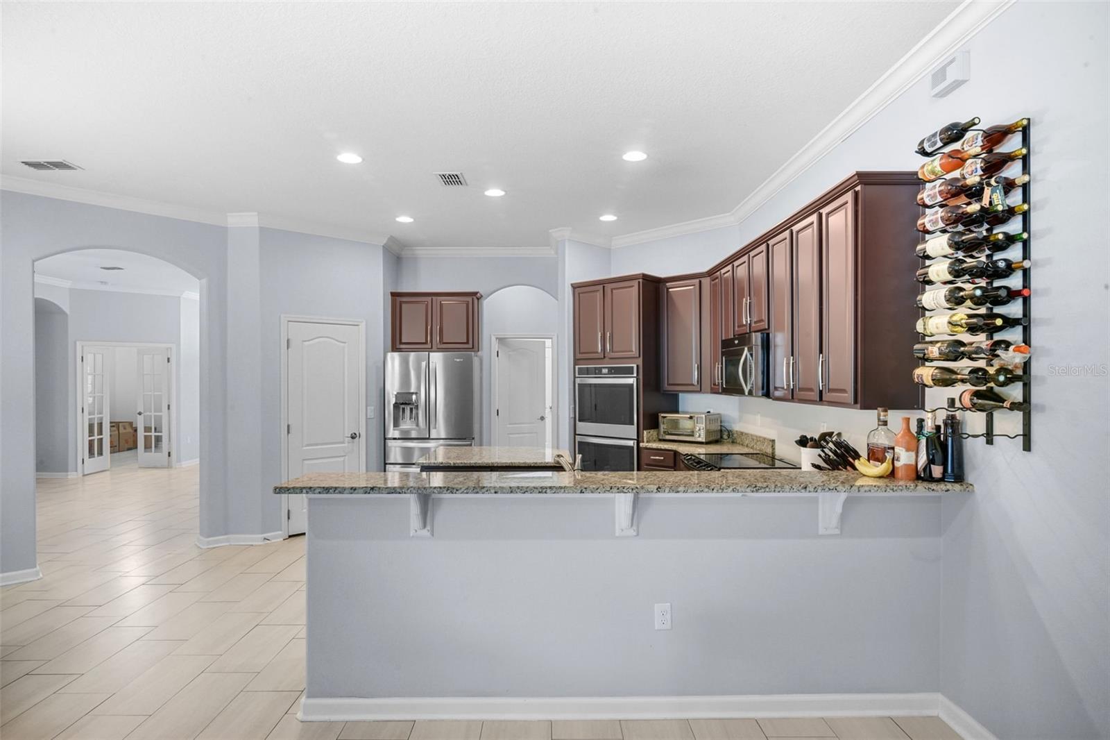 Image 13 of 40 For 410 Sauvignon Way