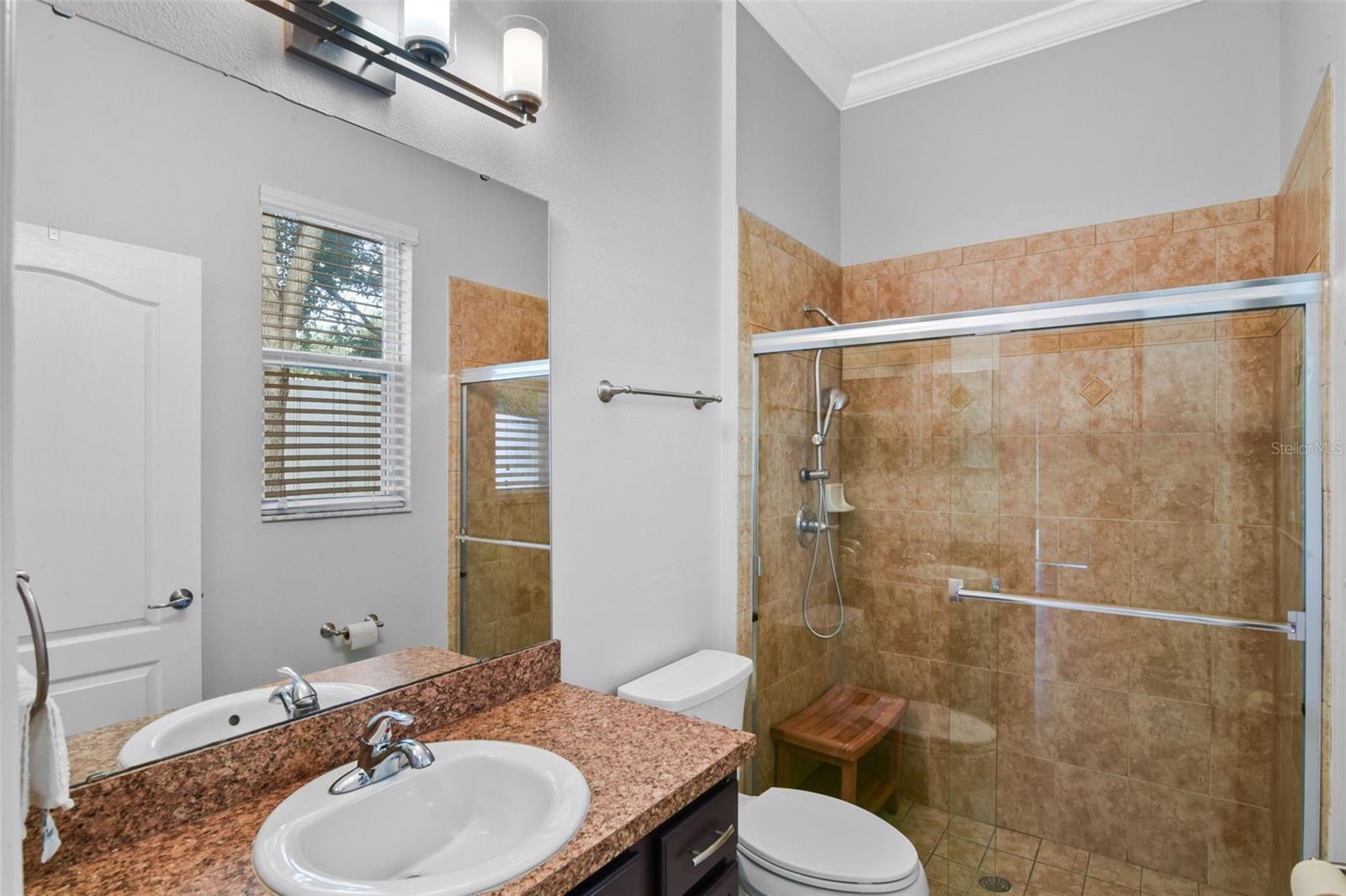 Image 25 of 40 For 410 Sauvignon Way