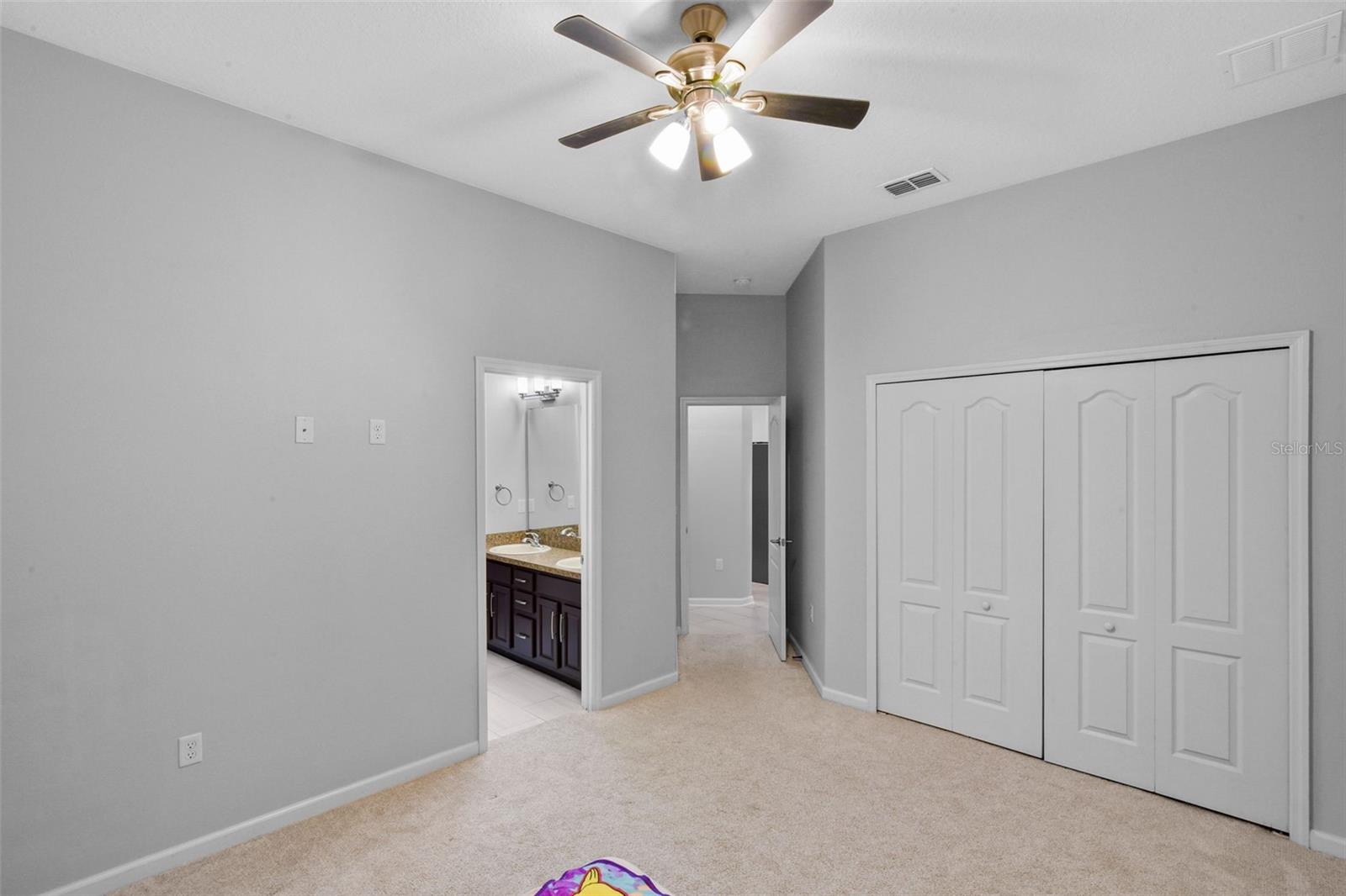 Image 27 of 40 For 410 Sauvignon Way