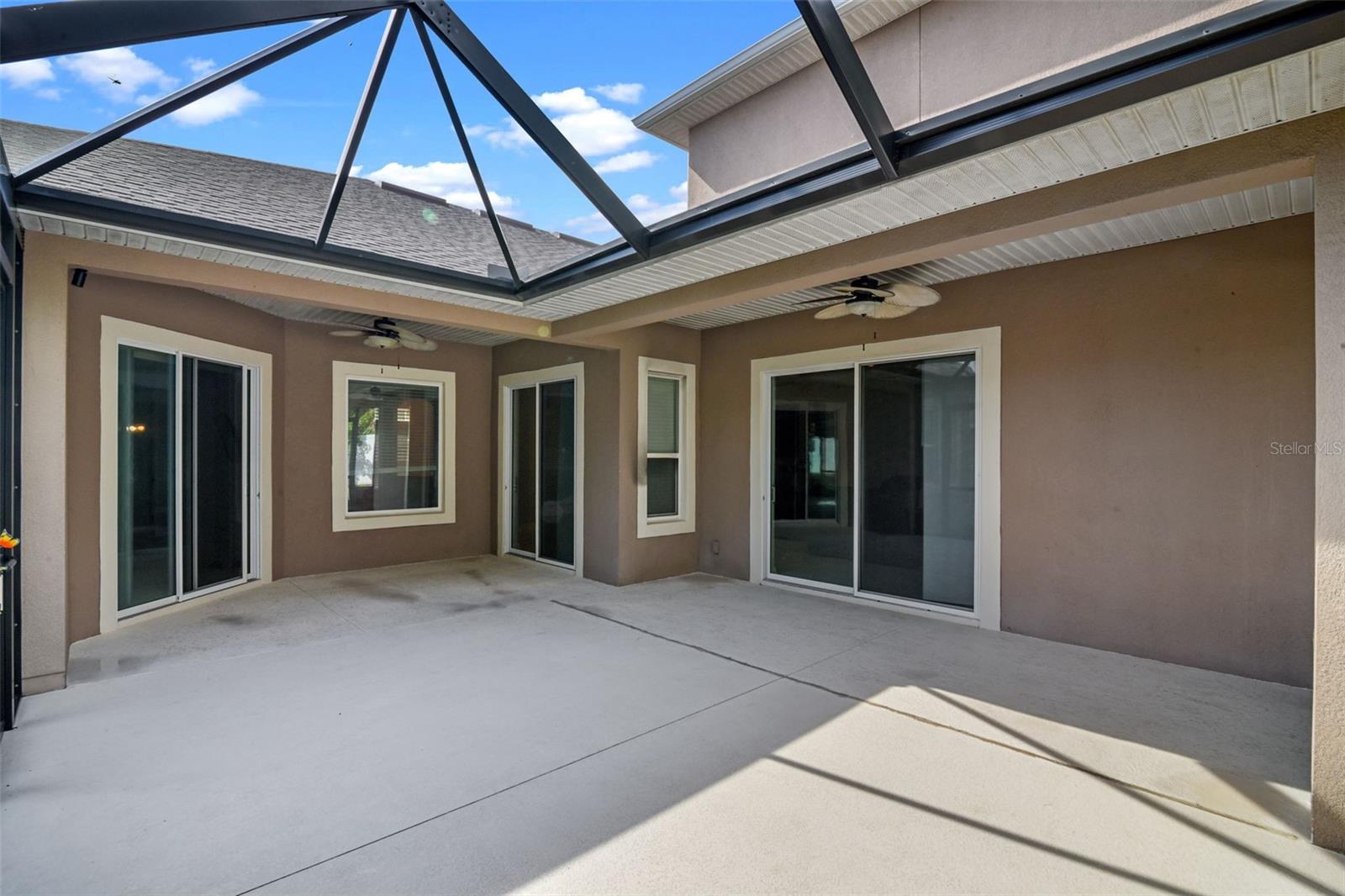 Image 32 of 40 For 410 Sauvignon Way