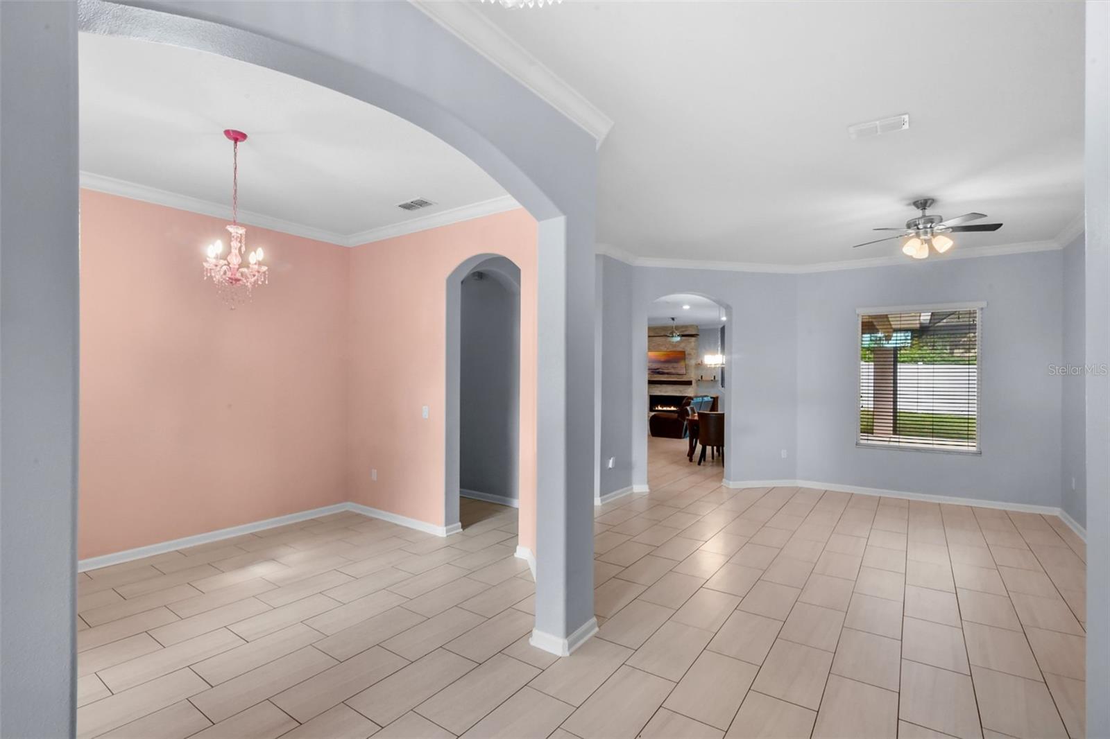 Image 6 of 40 For 410 Sauvignon Way